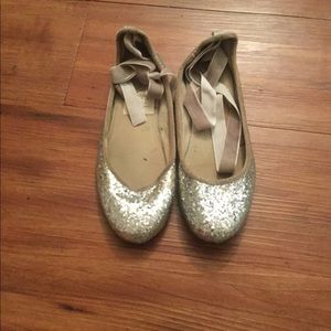 Sparkly sequins flats